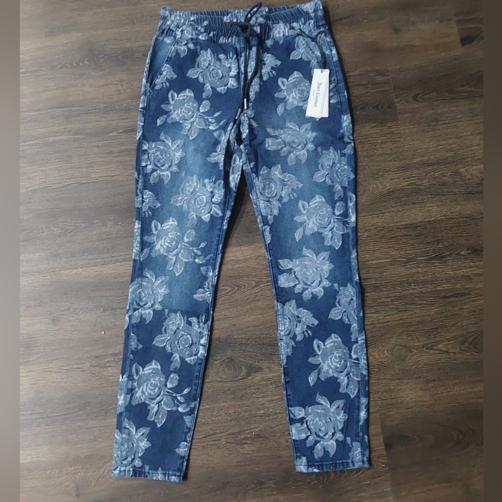 Juicy Couture NWT floral jeans